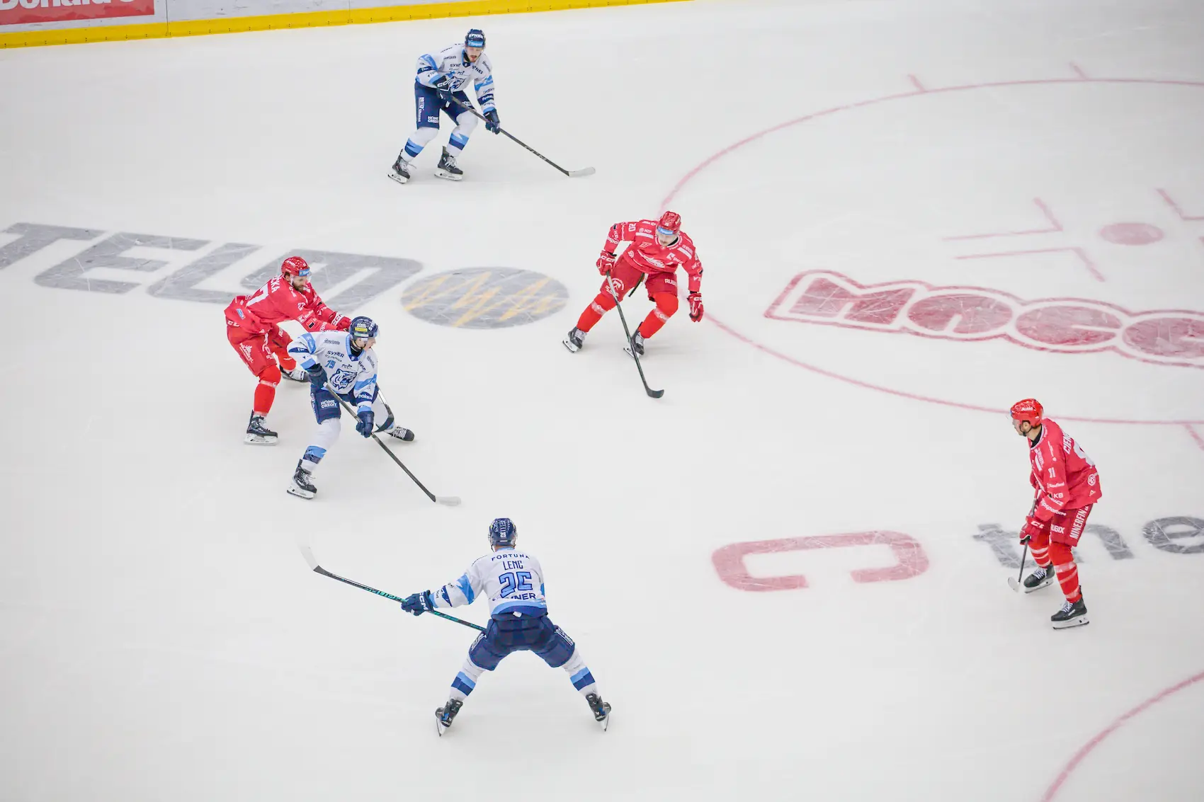 Lenc čeká až dostane puk